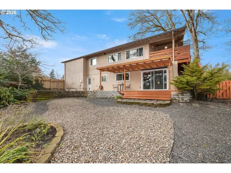 15330 NW Oakhills Drive Beaverton OR 97006