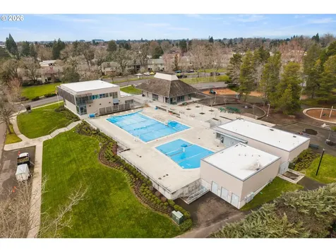 15330 NW Oakhills Drive Beaverton OR 97006