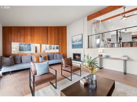 15330 NW Oakhills Drive Beaverton OR 97006