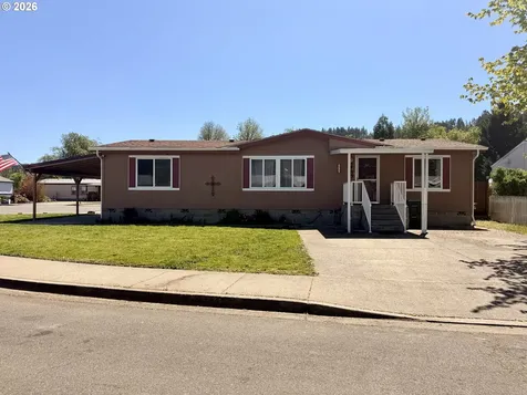 1312 Sunny Court Sutherlin OR 97479