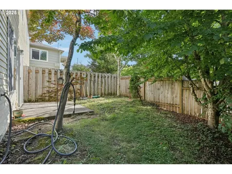 39280 Hood Street Sandy OR 97055