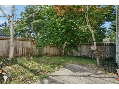 39280 Hood Street Sandy OR 97055