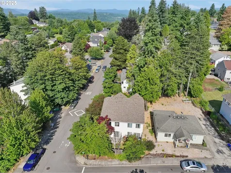 39280 Hood Street Sandy OR 97055