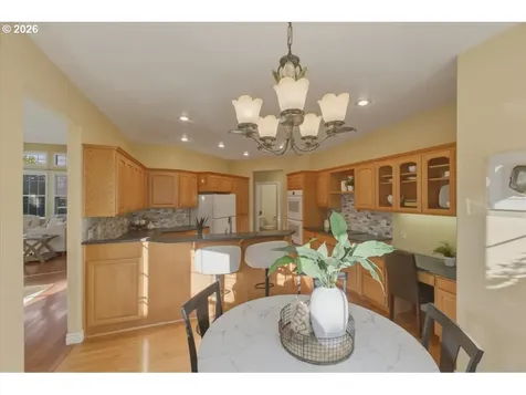 2245 NW Park Terrace Albany OR 97321