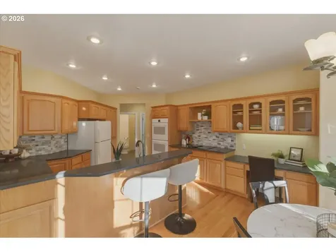 2245 NW Park Terrace Albany OR 97321