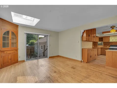 3633 SE Henderson Street Portland OR 97202