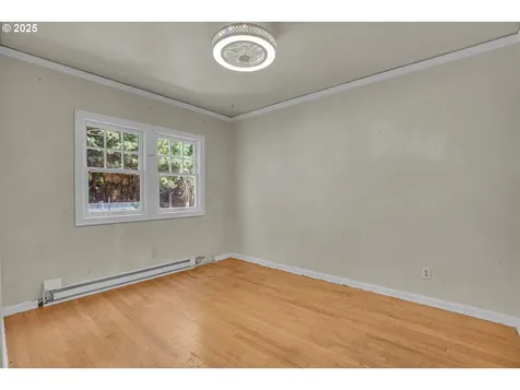 3633 SE Henderson Street Portland OR 97202