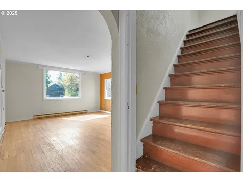 3633 SE Henderson Street Portland OR 97202