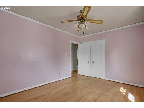 3633 SE Henderson Street Portland OR 97202