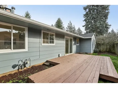 15220 NE Couch Court Portland OR 97230