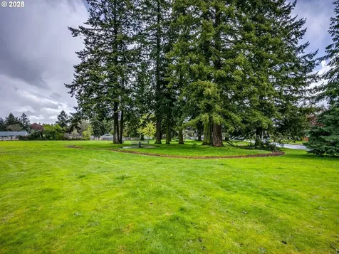 15220 NE Couch Court Portland OR 97230