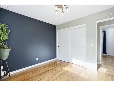 1330 SW Hume Street Portland OR 97219