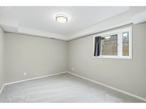 1330 SW Hume Street Portland OR 97219