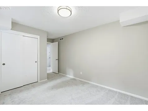 1330 SW Hume Street Portland OR 97219