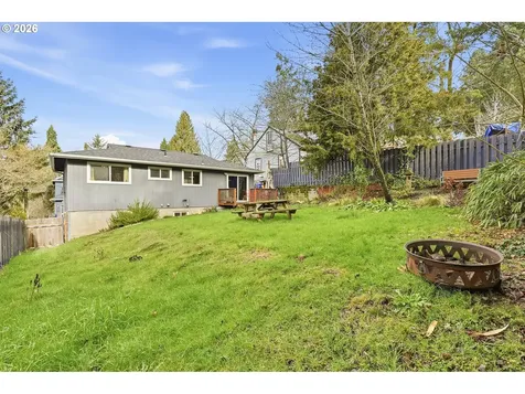 1330 SW Hume Street Portland OR 97219