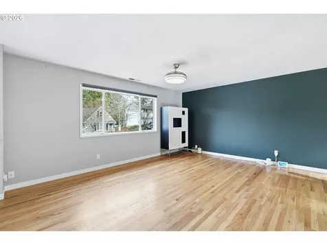 1330 SW Hume Street Portland OR 97219