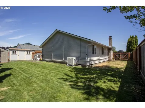 718 SE 143rd Avenue Vancouver WA 98683