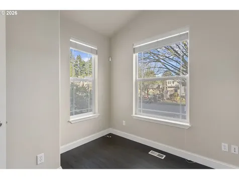 2117 SE 48th Avenue Hillsboro OR 97123