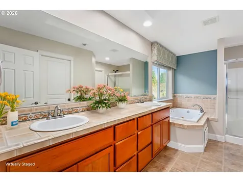 2117 SE 48th Avenue Hillsboro OR 97123