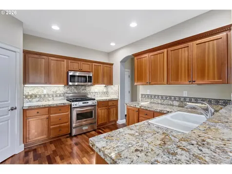 2117 SE 48th Avenue Hillsboro OR 97123
