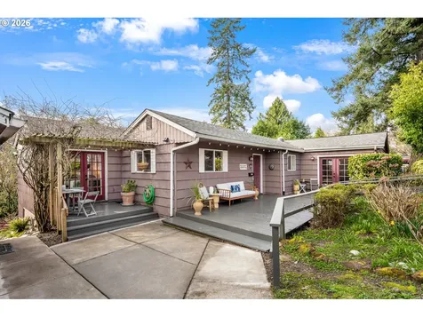 2612 SW Moss Street Portland OR 97219