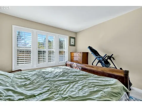 15490 NW Tee Court Portland OR 97229