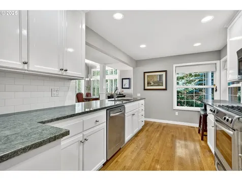 15490 NW Tee Court Portland OR 97229