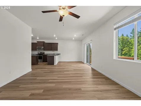 1114 W 18th Court La Center WA 98629