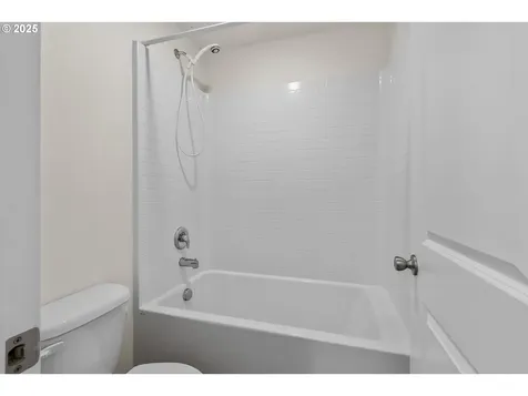 1114 W 18th Court La Center WA 98629