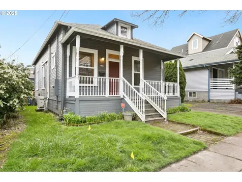 5926 S Corbett Avenue Portland OR 97239