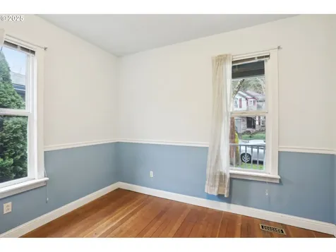 5926 S Corbett Avenue Portland OR 97239