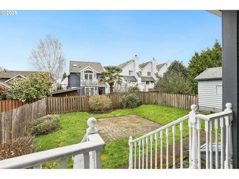 5926 S Corbett Avenue Portland OR 97239