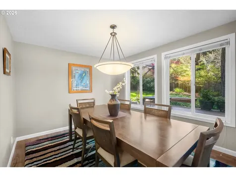 3040 Royce Way Lake Oswego OR 97034