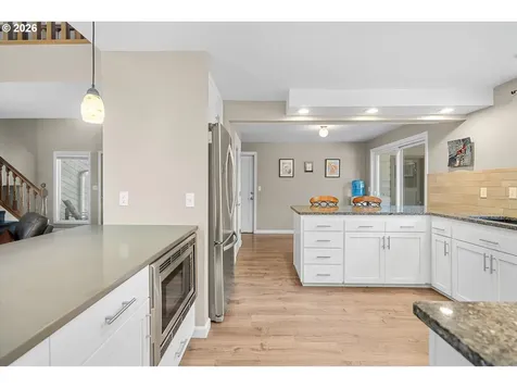 3040 Royce Way Lake Oswego OR 97034