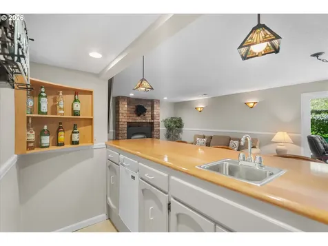 3040 Royce Way Lake Oswego OR 97034