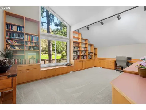 3040 Royce Way Lake Oswego OR 97034