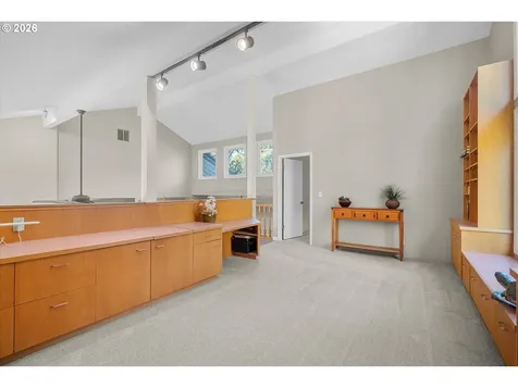 3040 Royce Way Lake Oswego OR 97034
