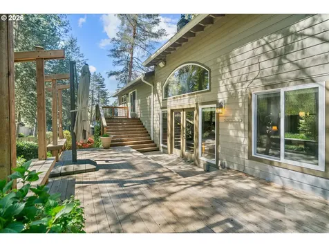 3040 Royce Way Lake Oswego OR 97034