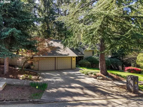 3040 Royce Way Lake Oswego OR 97034