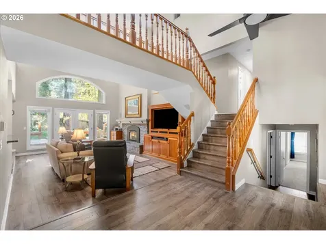 3040 Royce Way Lake Oswego OR 97034
