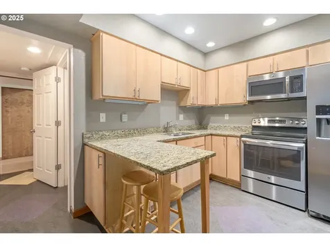 2815 City View Street Eugene OR 97405