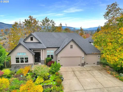 6018 Fernhill Loop Springfield OR 97478