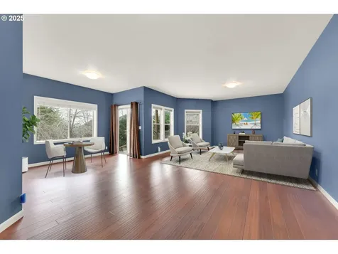 6018 Fernhill Loop Springfield OR 97478