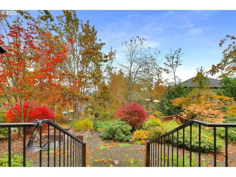 6018 Fernhill Loop Springfield OR 97478