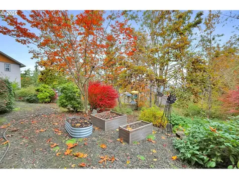 6018 Fernhill Loop Springfield OR 97478