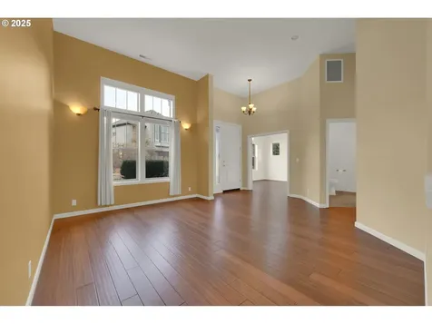 6018 Fernhill Loop Springfield OR 97478