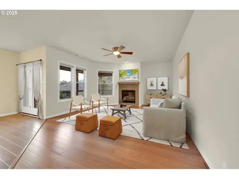 6018 Fernhill Loop Springfield OR 97478