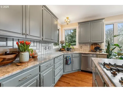14775 SW Peachtree Drive Portland OR 97224