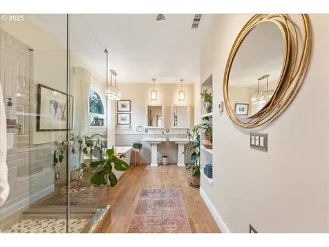 14775 SW Peachtree Drive Portland OR 97224