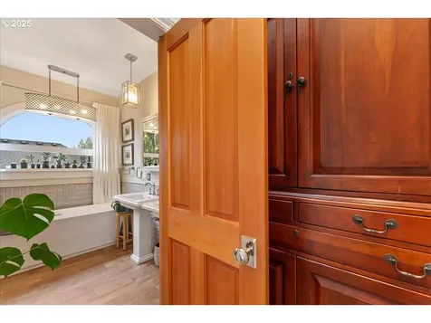 14775 SW Peachtree Drive Portland OR 97224